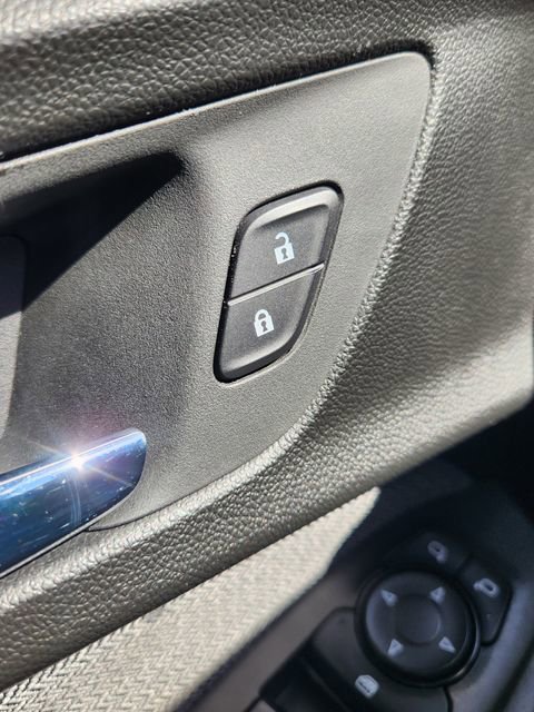 Used 2022 Chevrolet TrailBlazer LT w/ Convenience Package image 32