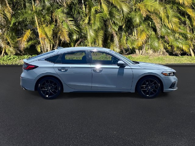Used 2022 Honda Civic Sport Touring image 3