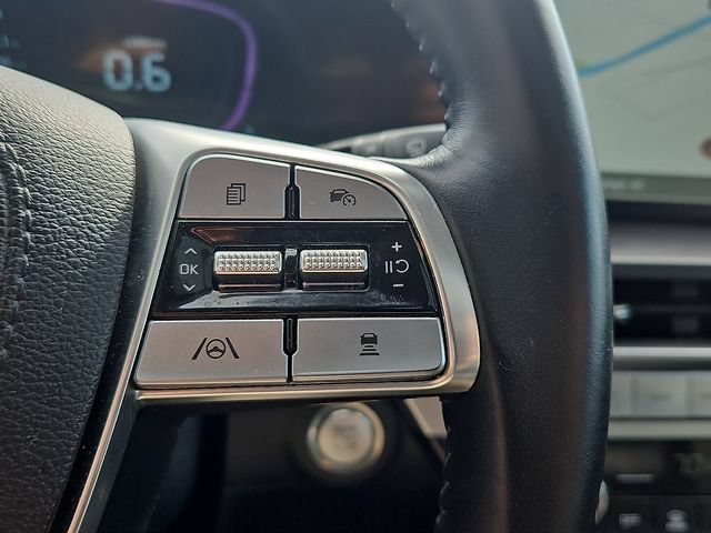 Used 2025 Kia Telluride S FWD image 26