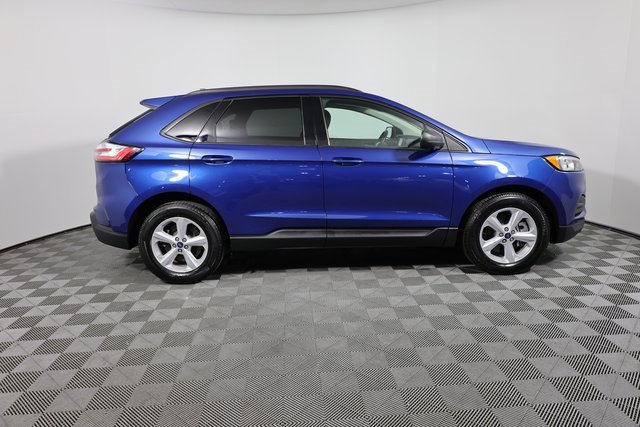 Used 2022 Ford Edge SE image 4