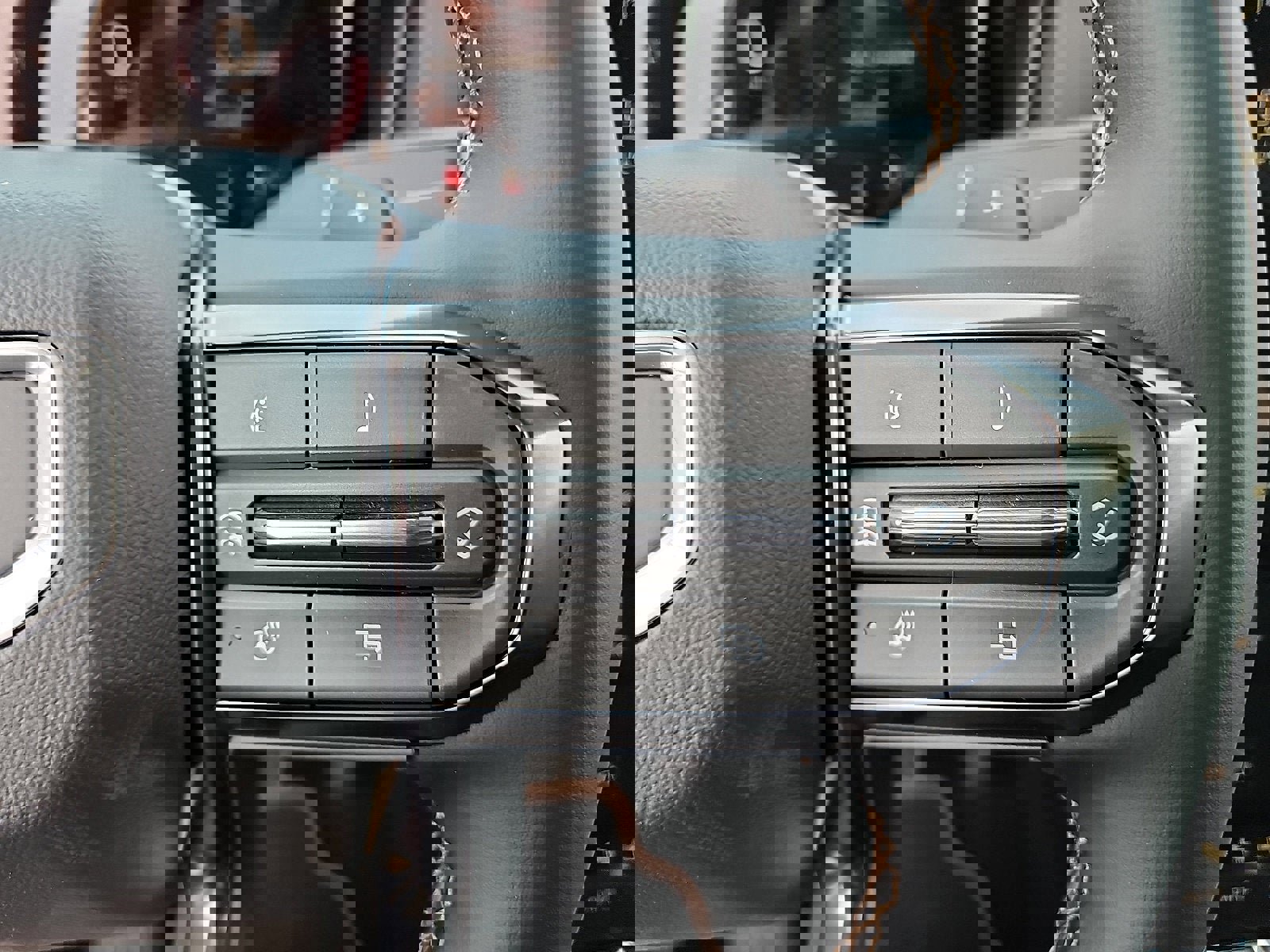 New 2026 GMC Terrain AT4 w/ Convenience Package III image 19