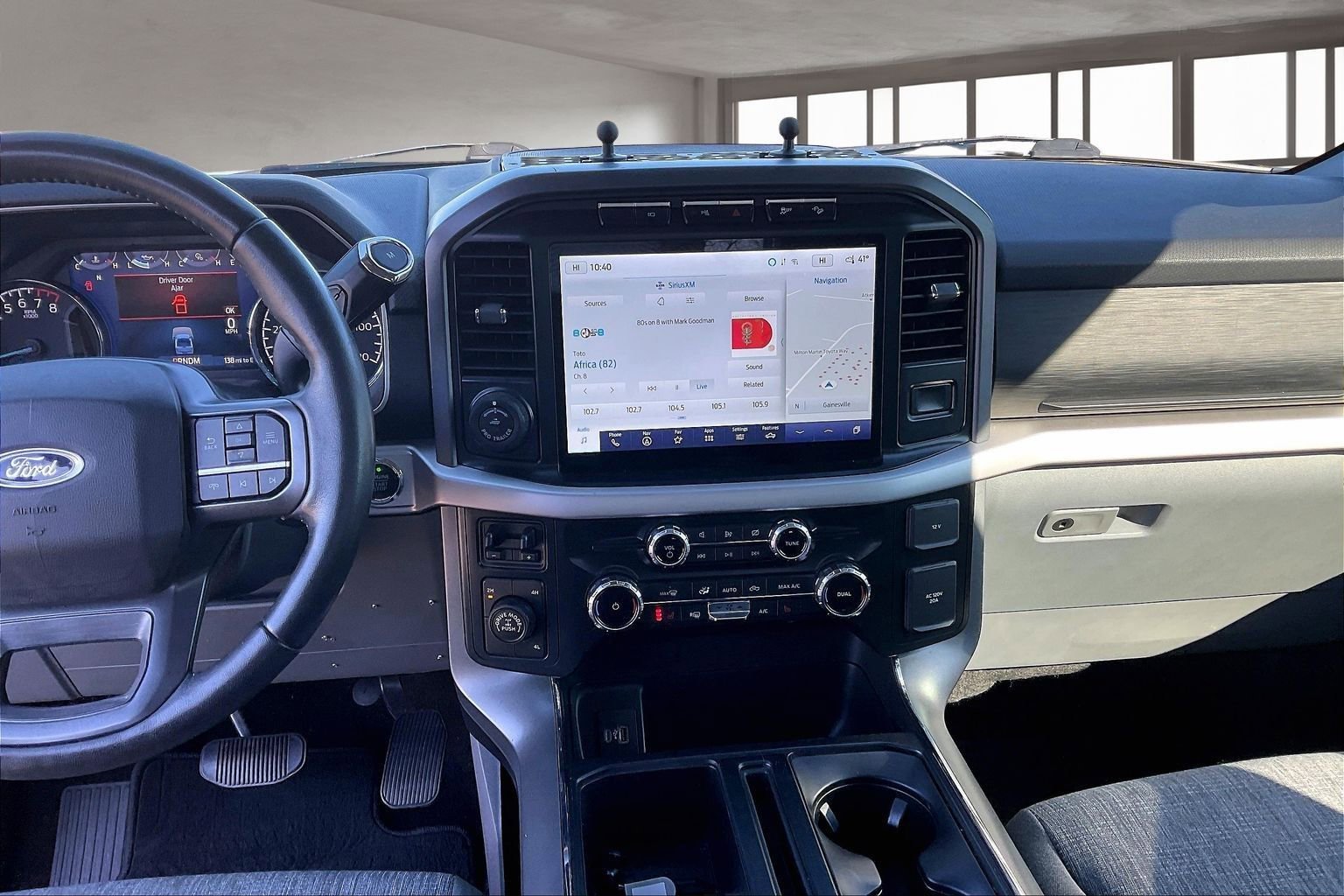 Used 2022 Ford F150 XLT w/ Equipment Group 302A High image 10