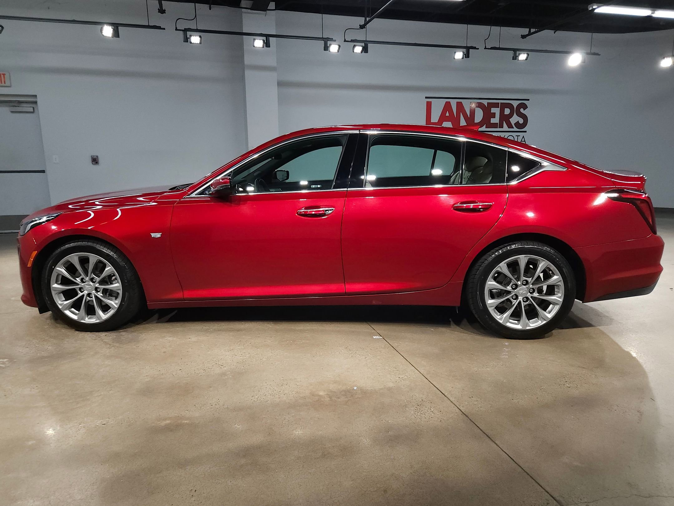 Used 2020 Cadillac CT5 Premium Luxury image 4