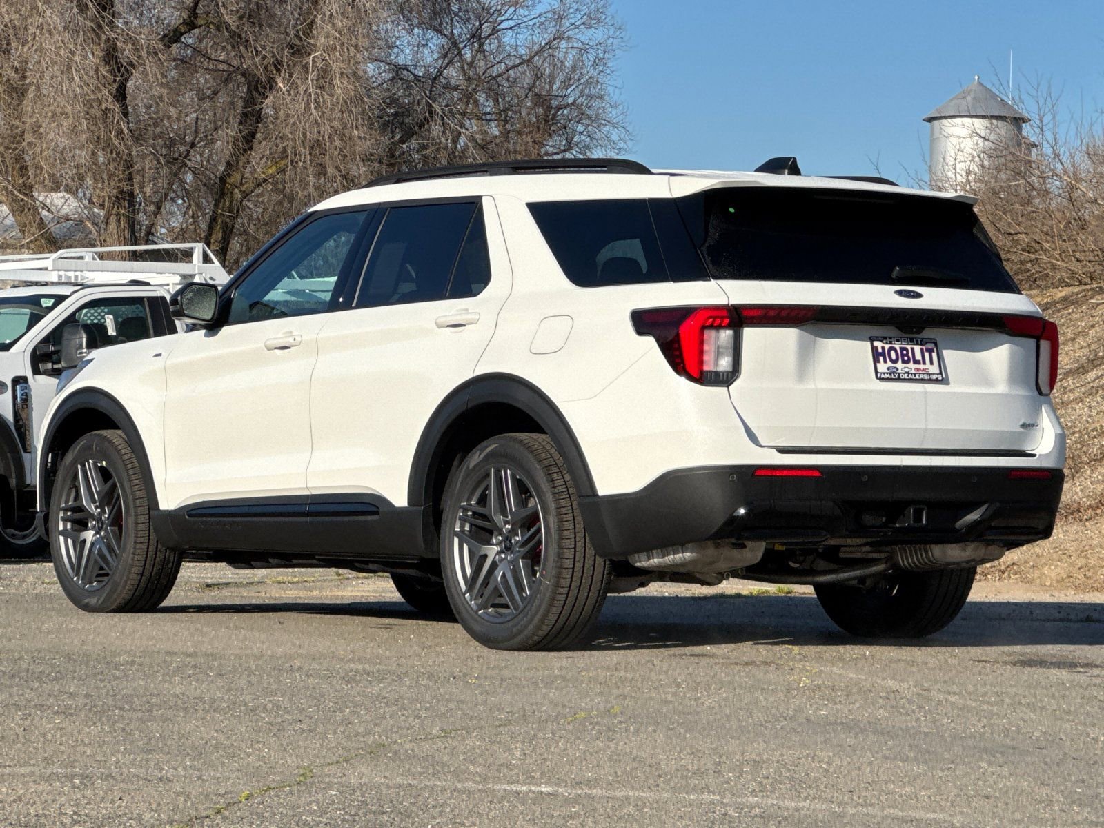 New 2026 Ford Explorer ST-Line w/ ST-Line Street Pack image 5