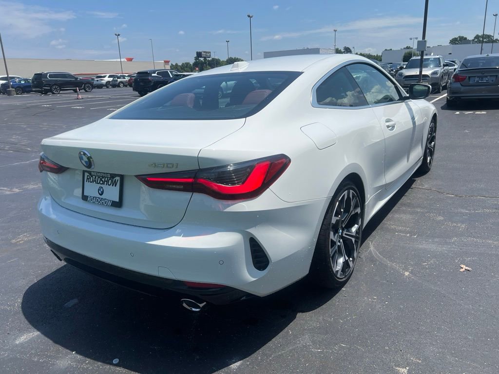 Used 2026 BMW 430i Coupe w/ Convenience Package image 5