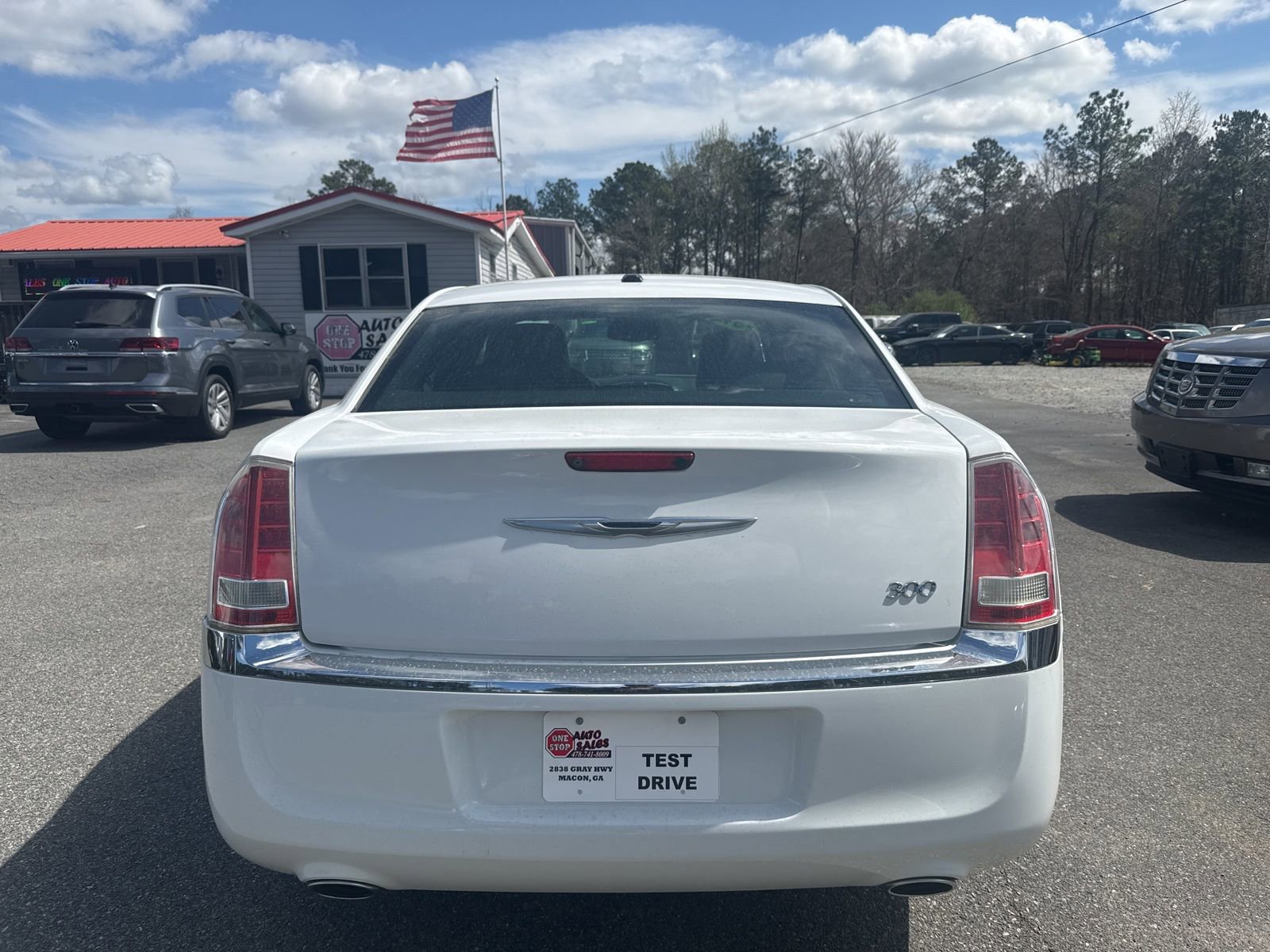 Used 2014 Chrysler 300 image 5