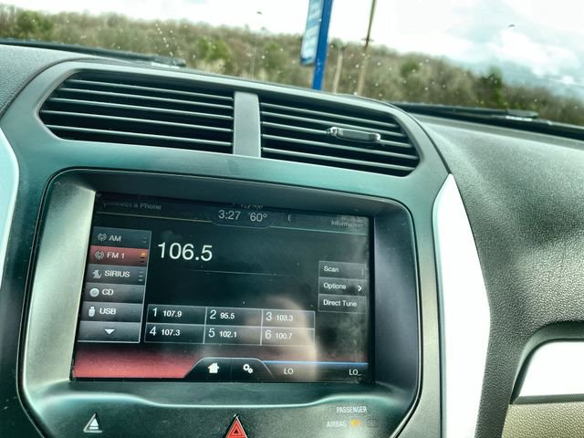 Used 2015 Ford Explorer XLT w/ Equipment Group 202A image 14