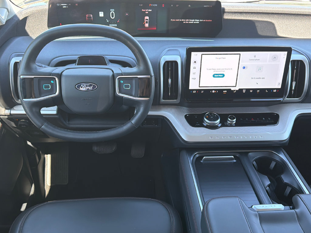 Used 2025 Ford Expedition Active AWD/4WD image 25