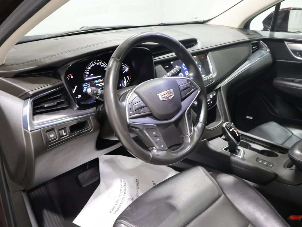 Used 2018 Cadillac XT5 Luxury w/ Driver Awareness Package AWD/4WD image 17