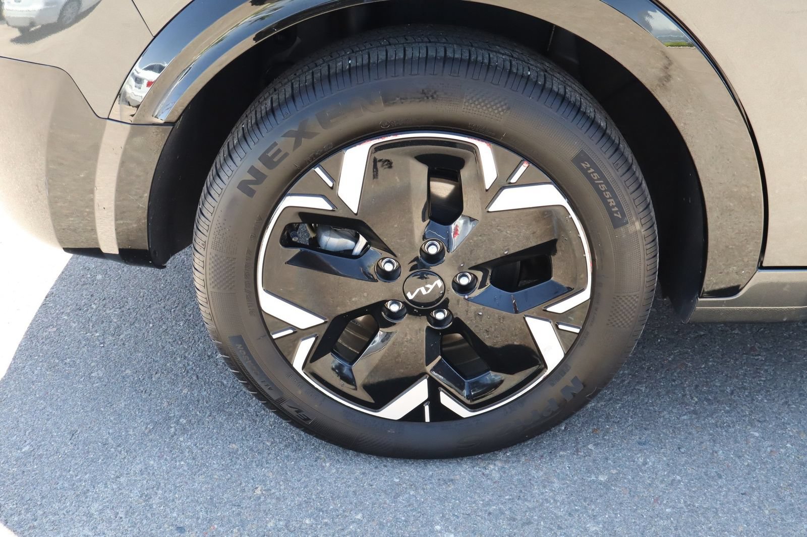 Used 2024 Kia Niro Wind FWD image 11