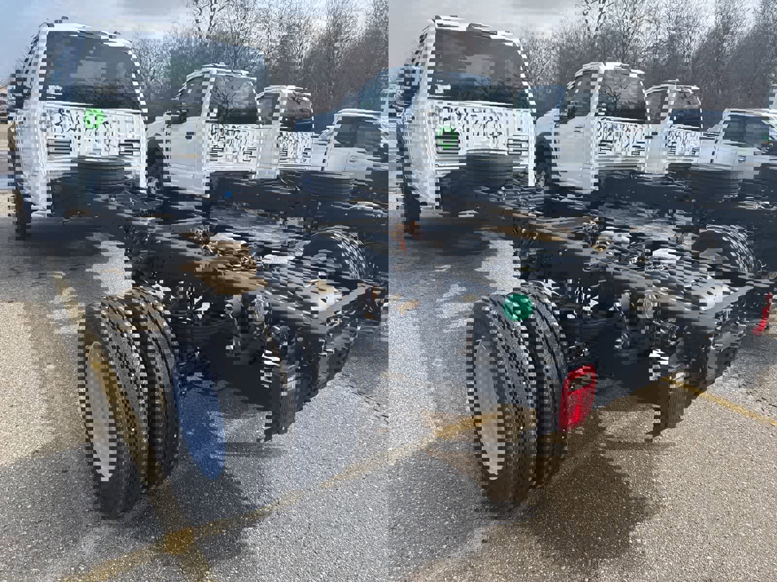 New 2023 Ford F450 XLT w/ XLT Value Package image 7