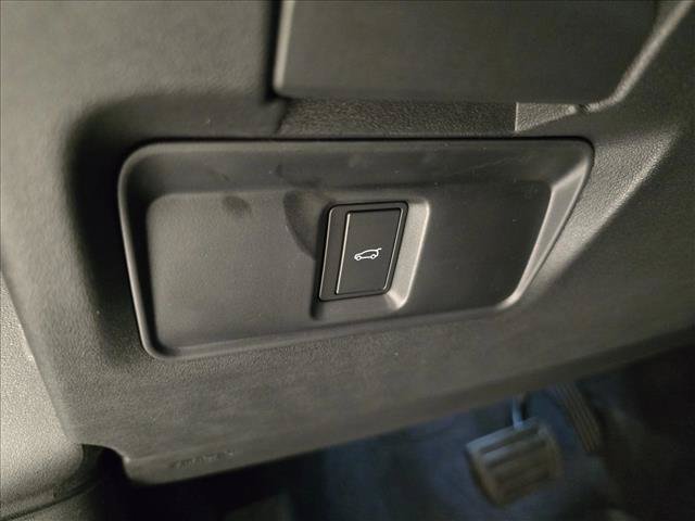 Used 2025 Land Rover Discovery Sport S AWD/4WD image 24