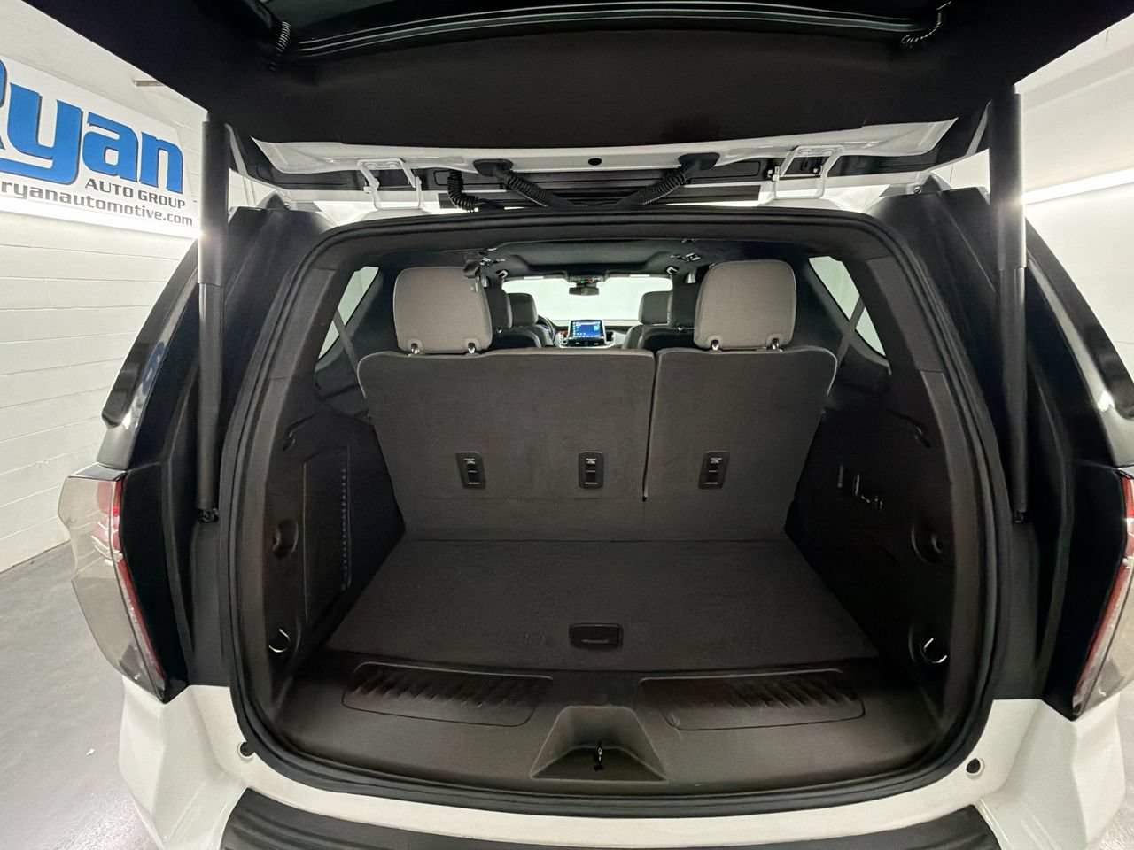 Certified 2023 Chevrolet Tahoe LT w/ LT Signature Package RWD image 26