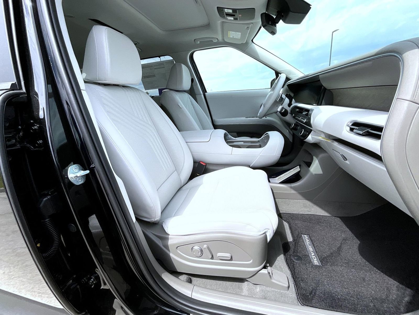New 2026 Hyundai Palisade SEL Premium AWD/4WD image 16