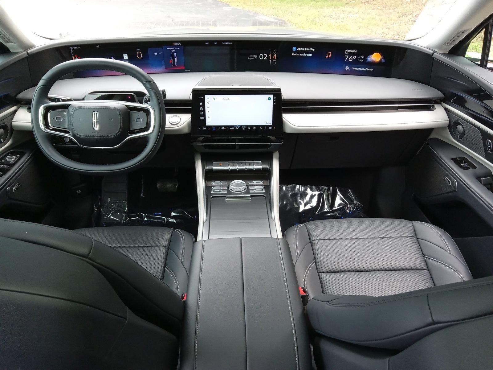 Used 2024 Lincoln Nautilus Premier w/ Equipment Group 102A AWD/4WD image 30