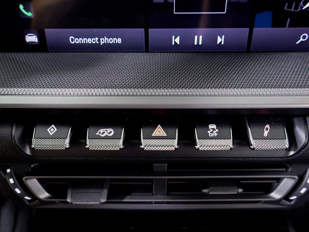 Certified 2024 Porsche 911 Carrera 4S AWD/4WD image 22