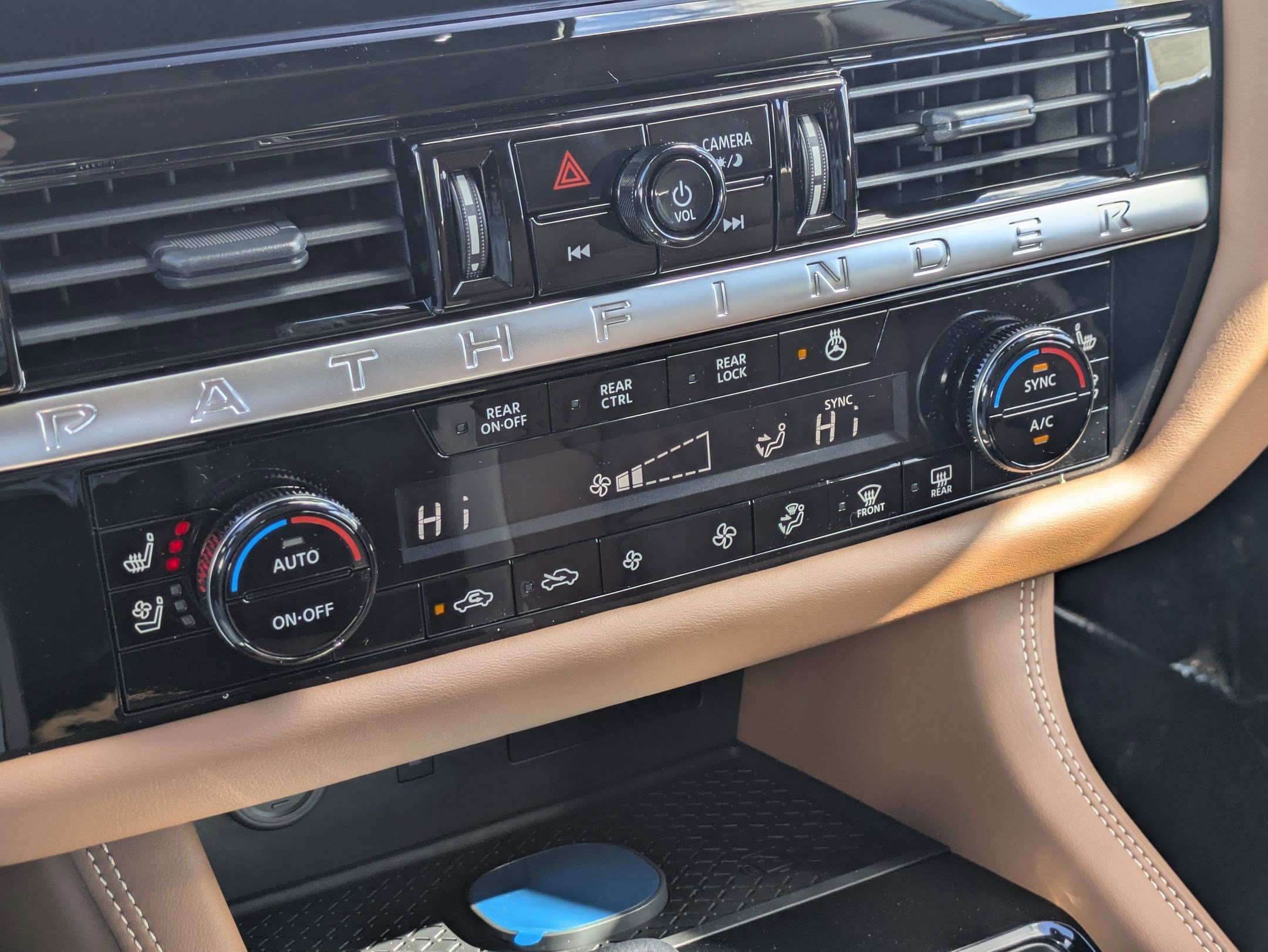 New 2026 Nissan Pathfinder Platinum FWD image 21