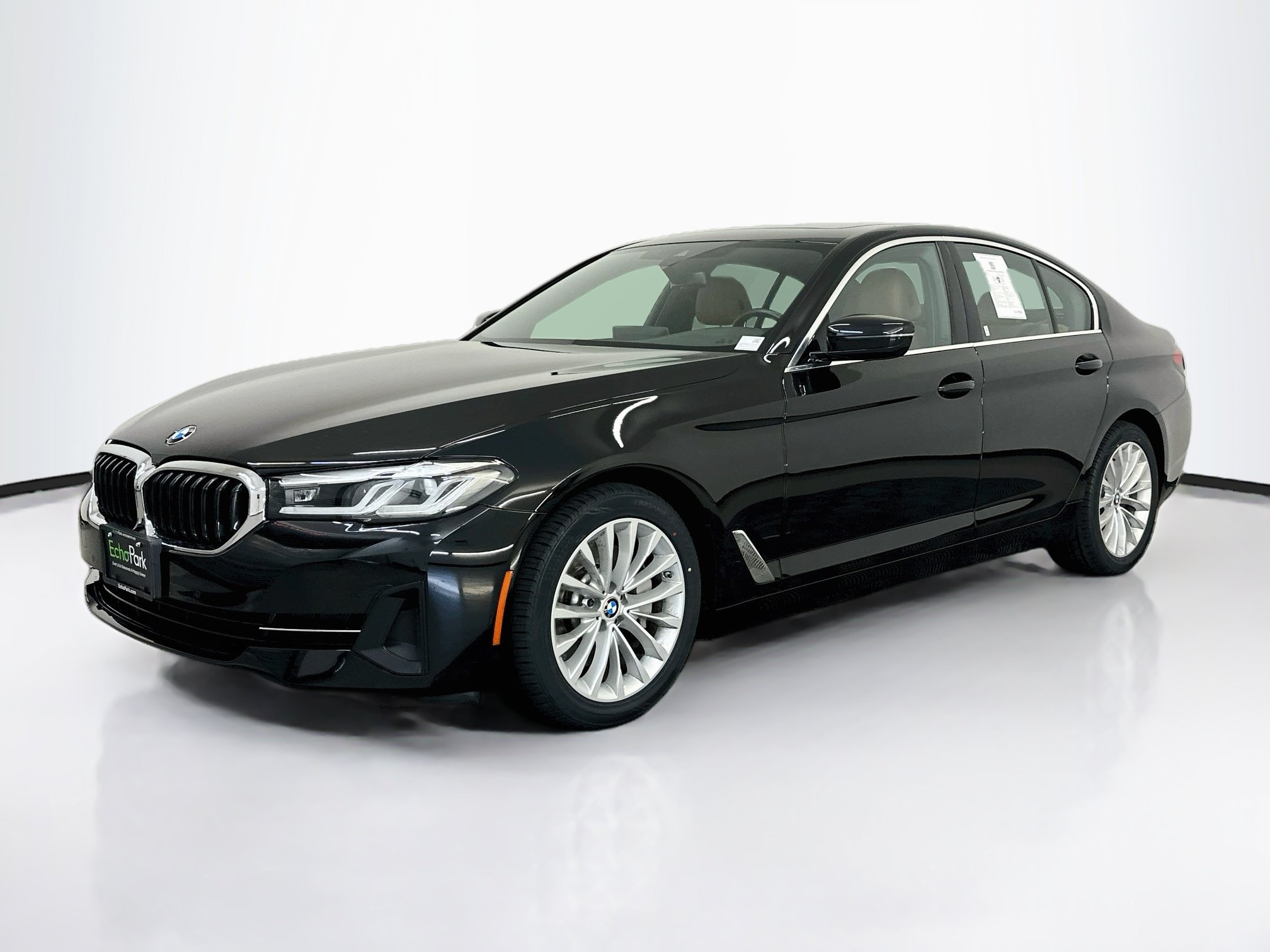 Used 2023 BMW 530i xDrive w/ Convenience Package AWD/4WD image 3
