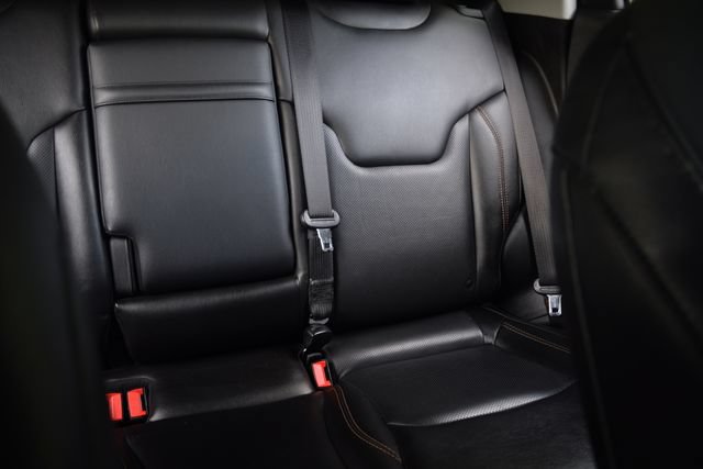 Used 2018 Jeep Compass Limited w/ Safe & Security Group AWD/4WD image 17