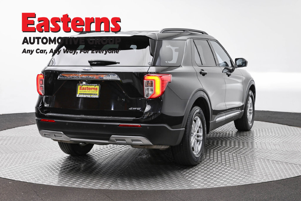 Used 2022 Ford Explorer XLT w/ Equipment Group 202A AWD/4WD image 6
