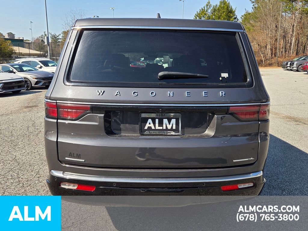 Used 2023 Jeep Wagoneer L Series III w/ Preferred Equipment Group image 12