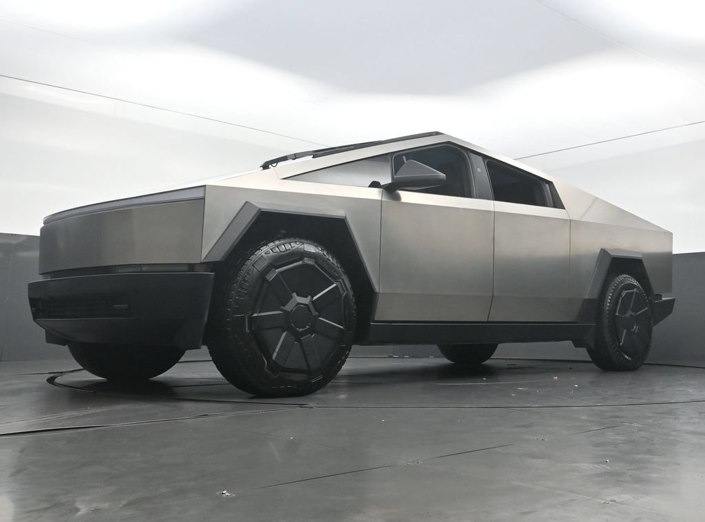 Used 2024 Tesla Cybertruck Cyberbeast AWD/4WD image 47
