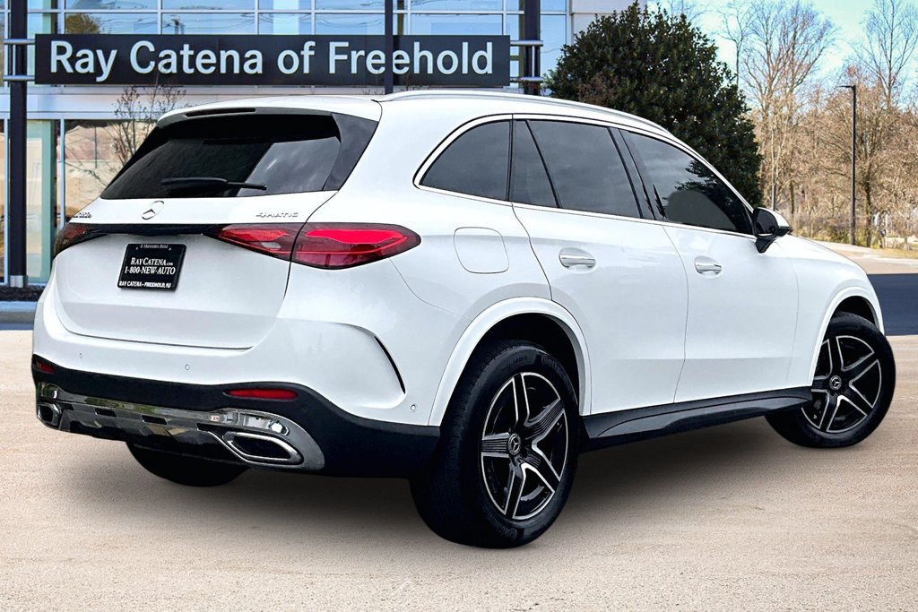 Certified 2025 Mercedes-Benz GLC 350e 4MATIC image 2