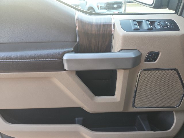 Used 2018 Ford F150 Lariat w/ Equipment Group 502A Luxury RWD image 12