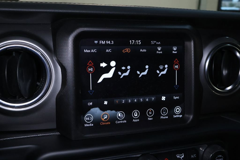 Used 2021 Jeep Wrangler Unlimited Sahara AWD/4WD image 29