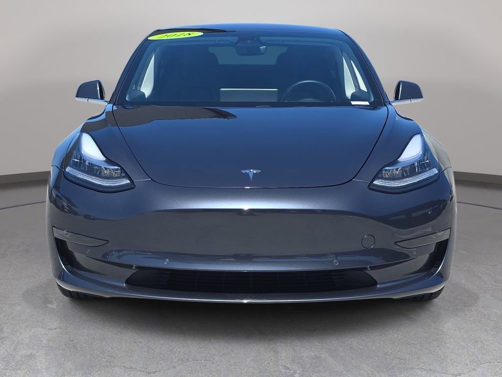 Used 2018 Tesla Model 3 Long Range RWD image 3
