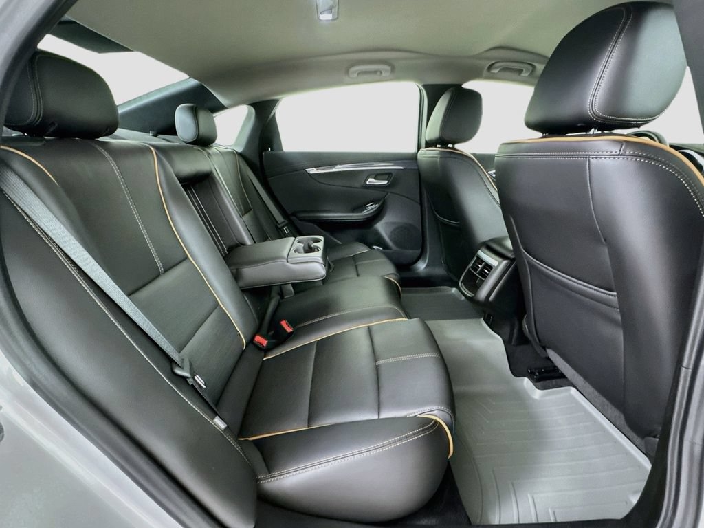 Used 2017 Chevrolet Impala Premier FWD image 28