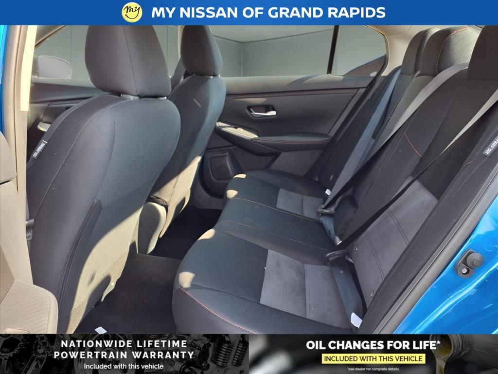 New 2025 Nissan Sentra SR image 7
