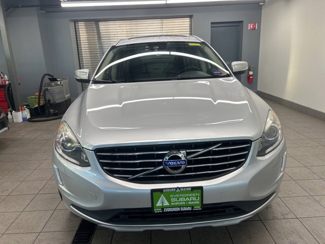 Used 2017 Volvo XC60 T6 Inscription w/ Preferred Option Package image 2