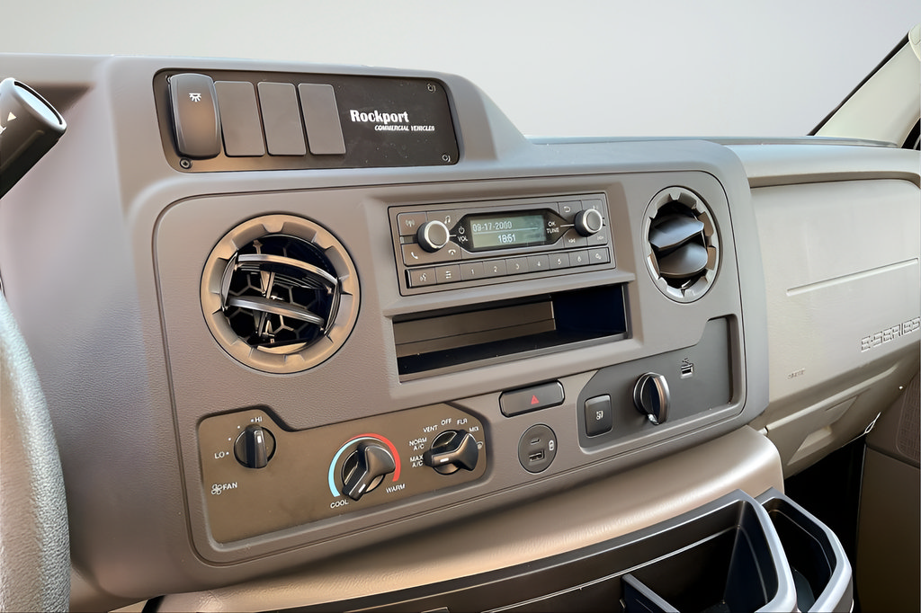 New 2024 Ford E-450 and Econoline 450 Super Duty w/ Power Windows & Locks Group RWD image 12