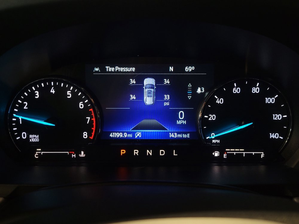 Used 2024 Ford Explorer XLT w/ Equipment Group 202A image 23