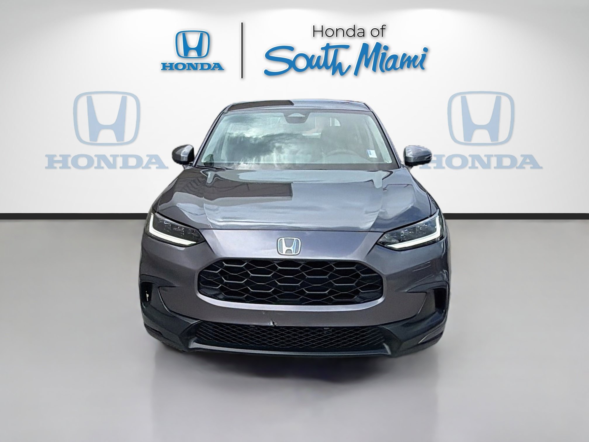 Used 2024 Honda HR-V LX image 2