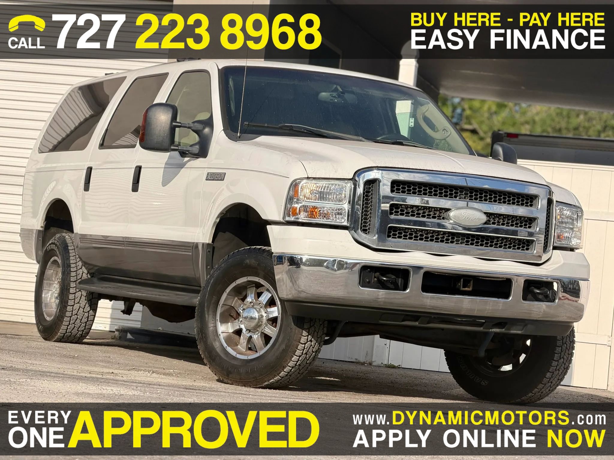 Used 2005 Ford Excursion XLS RWD image 1