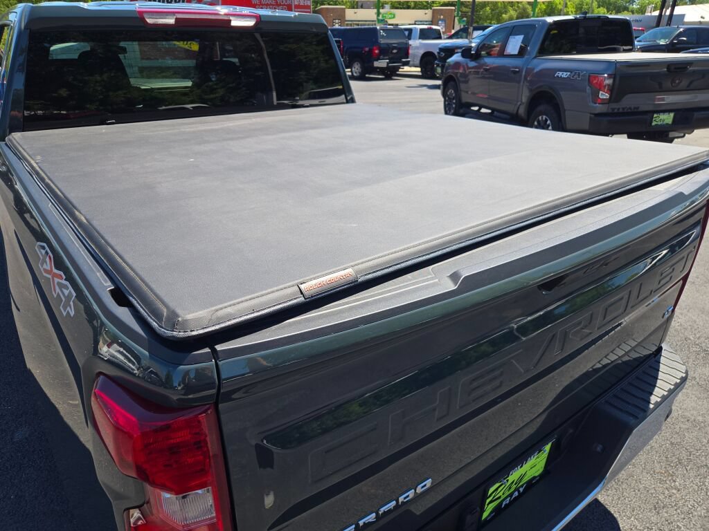 Certified 2025 Chevrolet Silverado 1500 LT AWD/4WD image 10