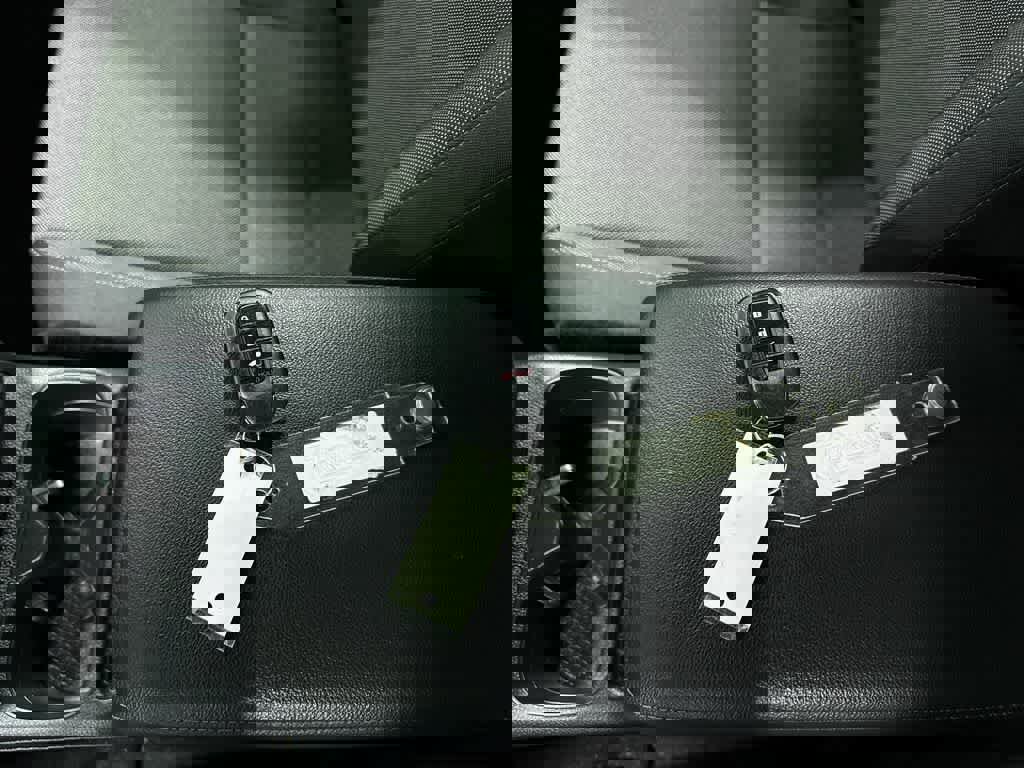 Used 2025 Honda CR-V LX image 30