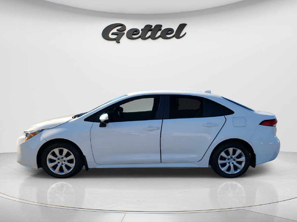 Used 2025 Toyota Corolla LE FWD image 7