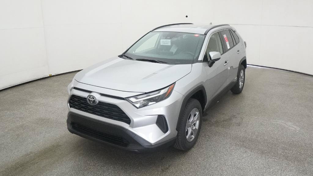 New 2025 Toyota RAV4 XLE AWD/4WD image 3