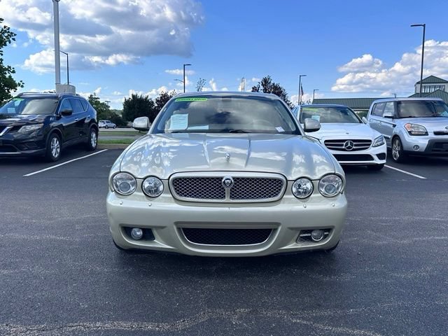 Used 2008 Jaguar XJ8 RWD image 3