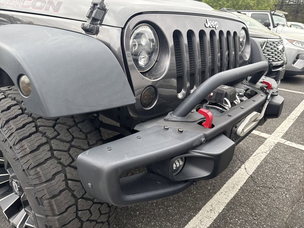 Used 2016 Jeep Wrangler Unlimited Rubicon image 3