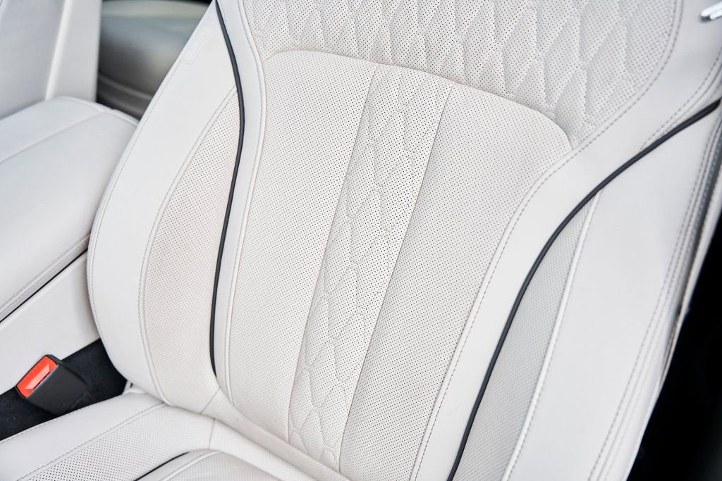 Used 2024 BMW ALPINA XB7 image 54