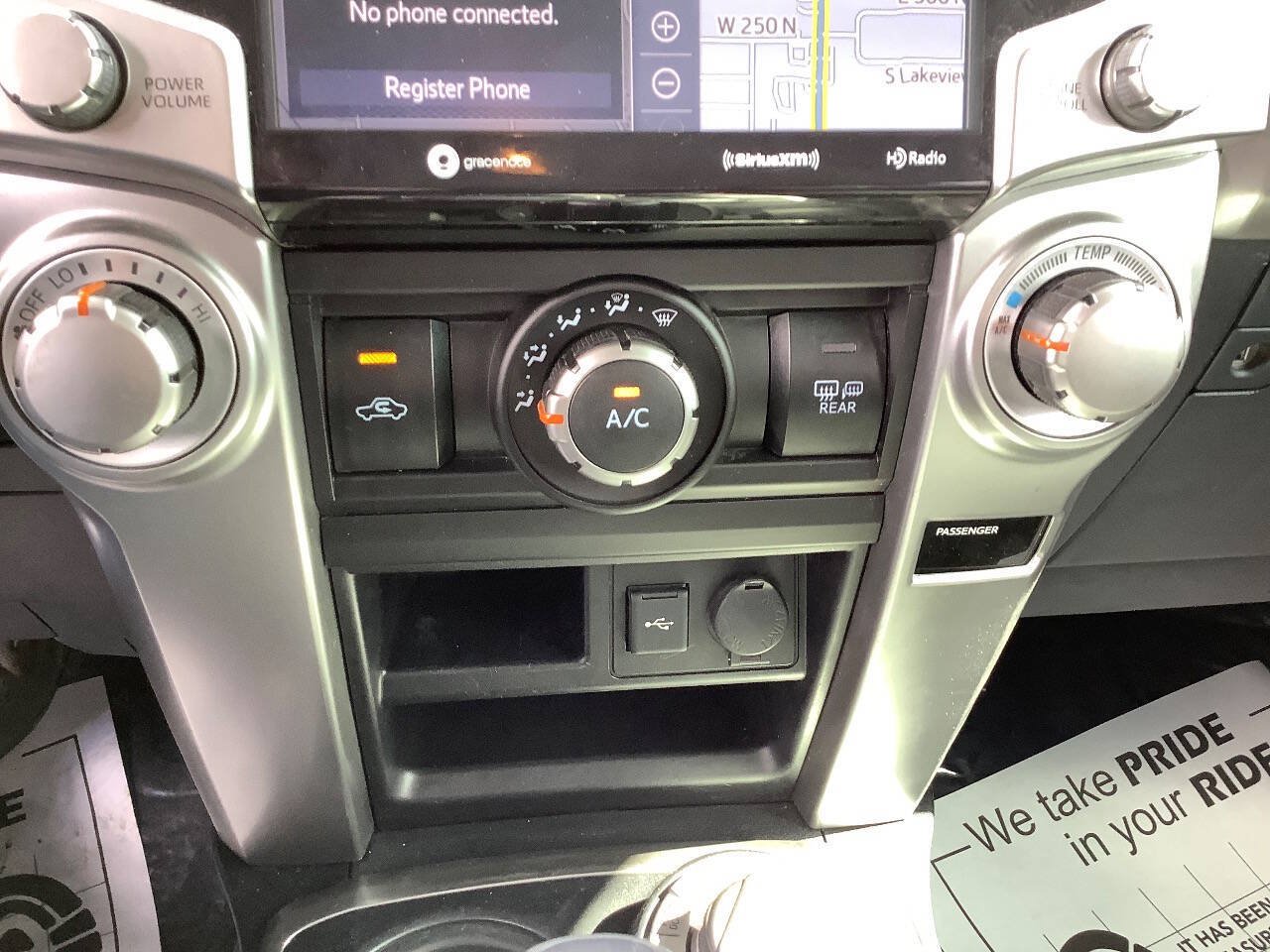 Used 2020 Toyota 4Runner SR5 Premium AWD/4WD image 39
