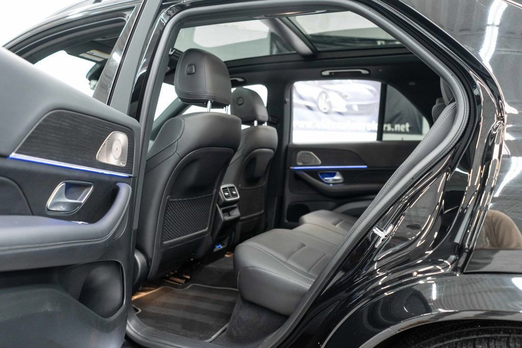 Used 2025 Mercedes-Benz GLE 350 4MATIC image 29