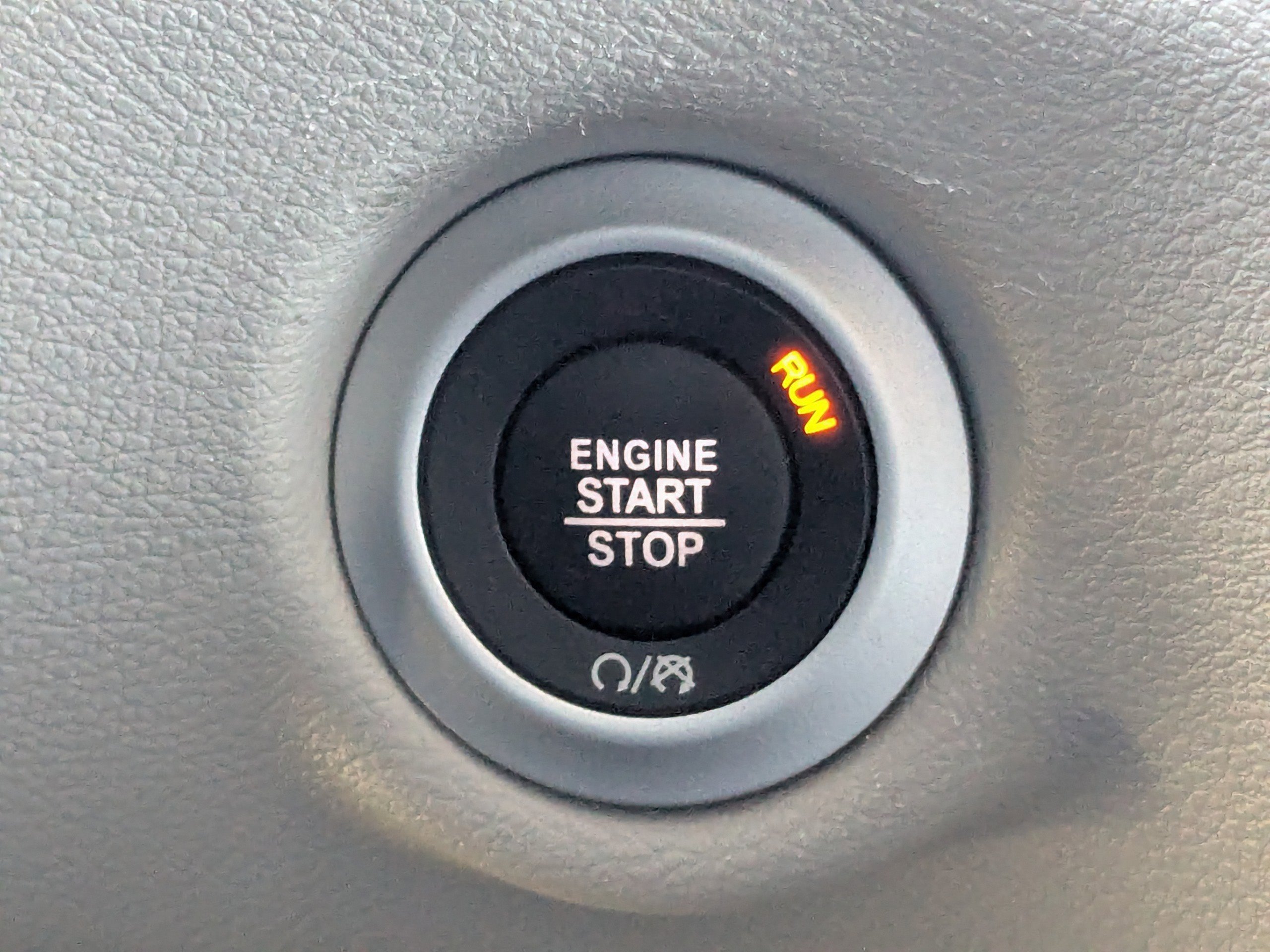 Used 2024 Chrysler Pacifica Touring-L image 30