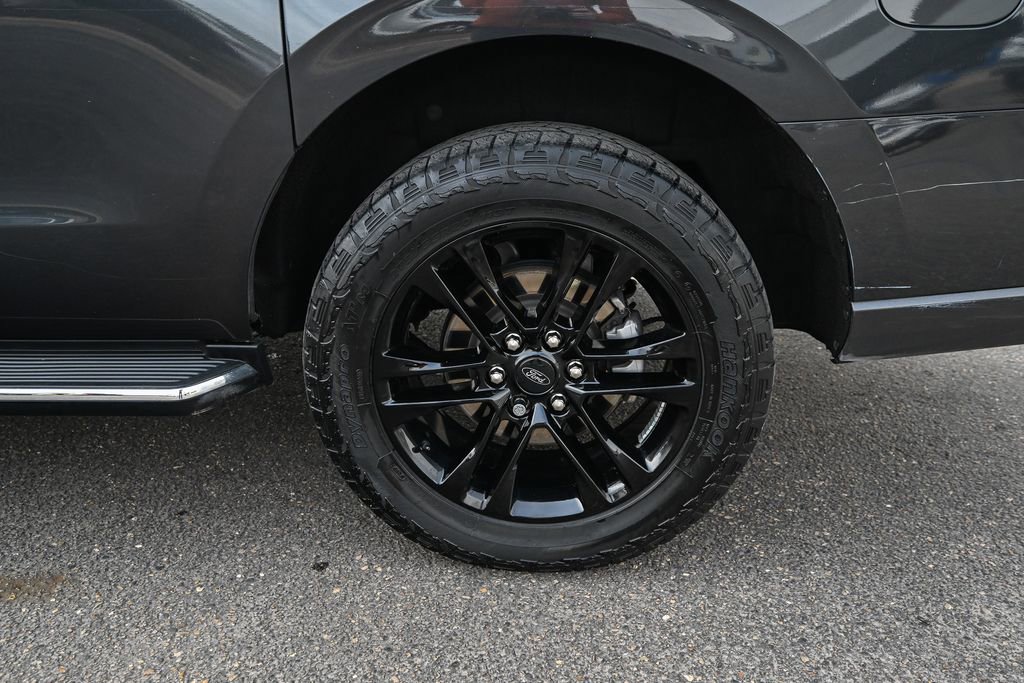 Used 2022 Ford Expedition Max XLT image 13