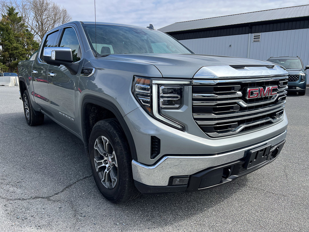 Used 2025 GMC Sierra 1500 SLT image 13