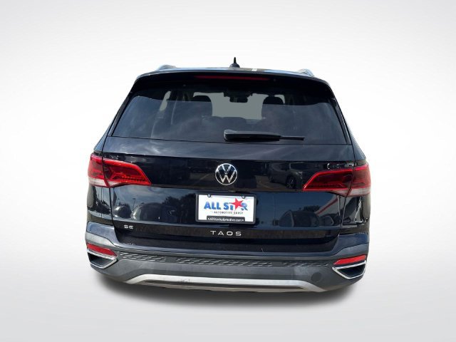 Used 2022 Volkswagen Taos SE FWD image 6